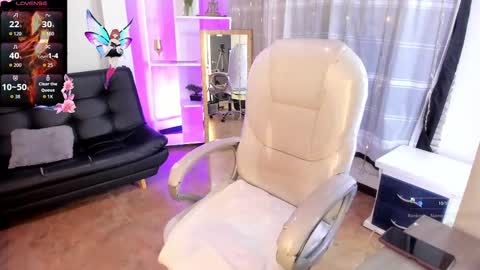 Lorena online show from 09/23/25, 08:34