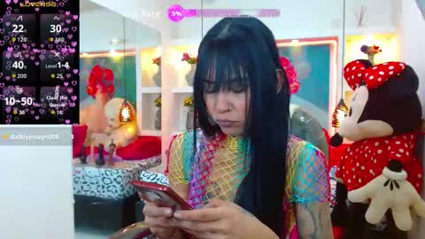 lore online show from 09/19/25, 07:14