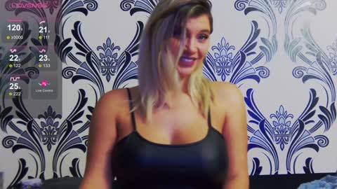 lorenaryan online show from 01/30/25, 01:53