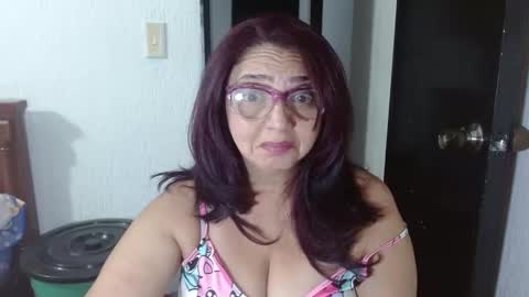 Lorena.. online show from 01/25/25, 12:06