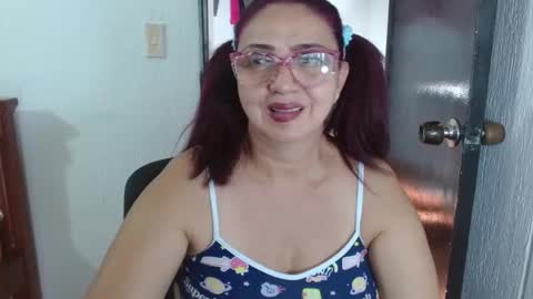 Lorena.. online show from 03/10/25, 07:18