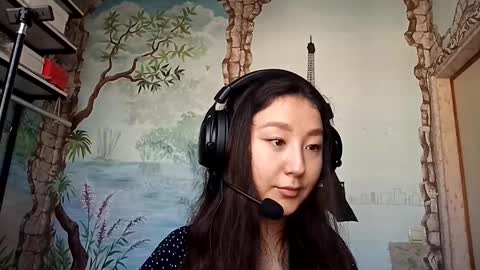 Snapshot of lorenelanosa chatting on 12/02/25, 07:14 Sofia online show from 12/02/25, 07:14