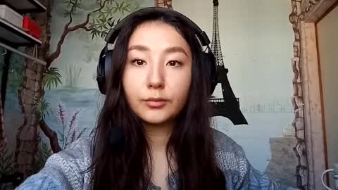 Snapshot of lorenelanosa chatting on 12/03/25, 06:21 Sofia online show from 12/03/25, 06:21