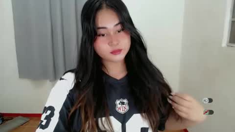LOREN online show from 03/01/25, 01:07