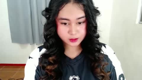 LOREN online show from 03/02/25, 06:48