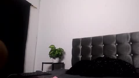 lorena online show from 12/14/24, 03:29