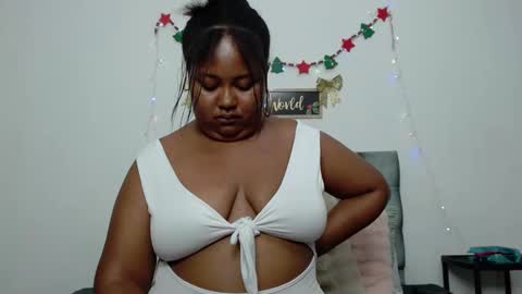 lorena online show from 12/19/24, 08:23