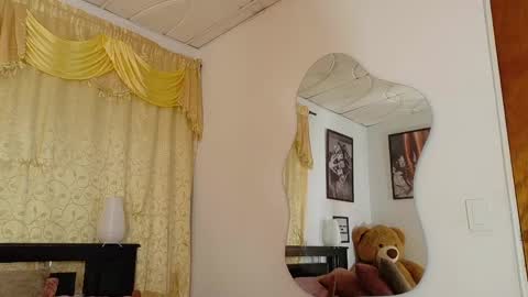Loretahorny25 online show from 06/06/26, 11:26