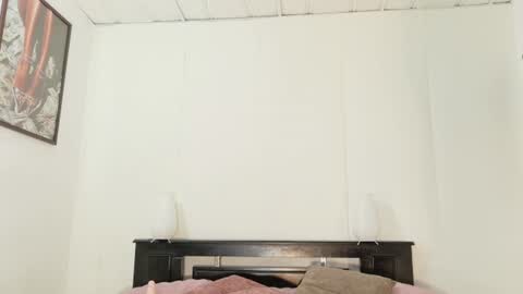 Loretahorny25 online show from 07/05/26, 11:06