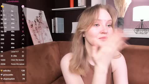 Alice online show from 02/26/25, 01:32