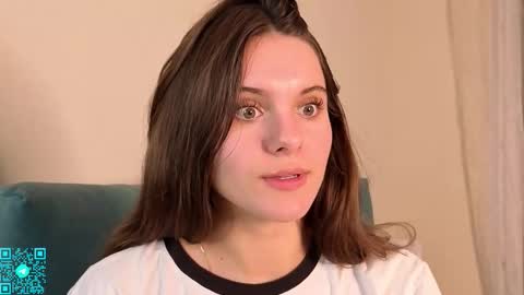 Chloe for Fan BlackHole online show from 09/29/25, 05:51