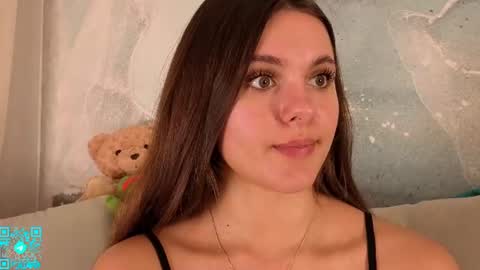 Snapshot of lorettadunnelli chatting on 07/26/26, 05:09 Chloe for Fan BlackHole online show from 07/26/26, 05:09