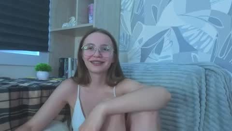 Snapshot of lorettedarsi chatting on 07/05/26, 04:19 lorettedarsi online show from 07/05/26, 04:19