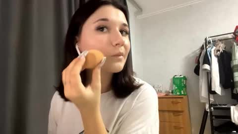 Kate online show from 09/22/25, 03:14