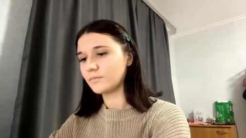 Kate online show from 09/25/25, 03:16