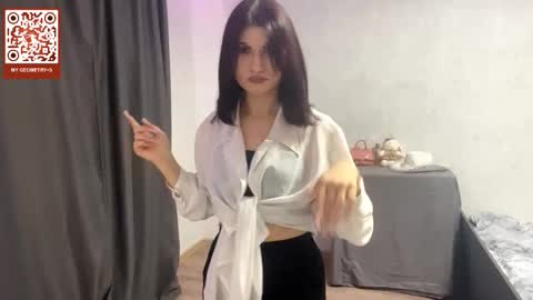 Kate online show from 10/15/25, 01:11