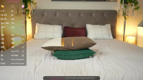LoretteLorena online show from 12/15/24, 11:20