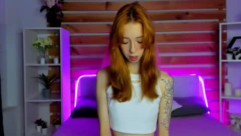 Lori online show from 09/12/25, 01:06