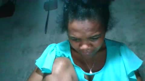 Snapshot of lorienne98 chatting on 05/19/26, 07:15 lorienne98 online show from 05/19/26, 07:15