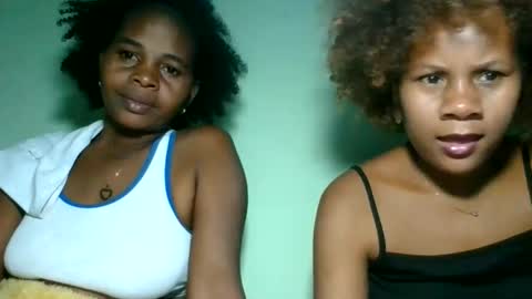 Snapshot of lorienne98 chatting on 06/07/26, 12:31 lorienne98 online show from 06/07/26, 12:31