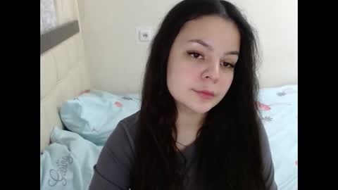 Snapshot of lorna_backer chatting on 01/17/25, 01:03 Lorna online show from 01/17/25, 01:03