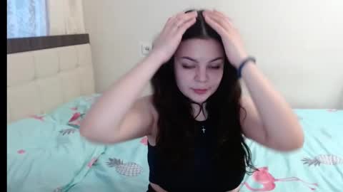 Snapshot of lorna_backer chatting on 02/05/25, 01:11 Lorna online show from 02/05/25, 01:11