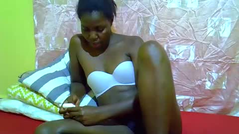 Snapshot of lorr982567 chatting on 12/01/25, 05:18 lorr982567 online show from 12/01/25, 05:18