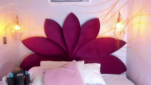 Lotti online show from 07/25/26, 09:01
