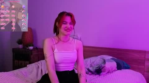 Snapshot of louannbisignano chatting on 09/19/25, 07:14 Riley online show from 09/19/25, 07:14