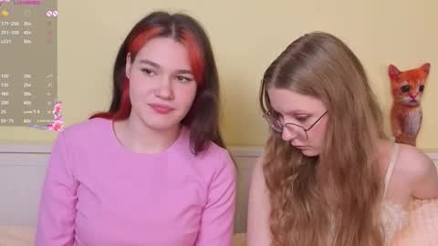 Snapshot of louannbisignano chatting on 09/21/25, 07:04 Riley online show from 09/21/25, 07:04