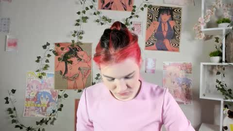 Snapshot of louannbisignano chatting on 10/12/25, 07:24 Riley online show from 10/12/25, 07:24