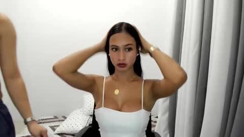 Snapshot of louie_cute_asian chatting on 02/16/25, 06:21 Kylie online show from 02/16/25, 06:21