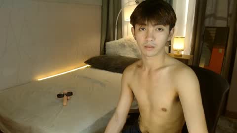 Snapshot of louieismy_name chatting on 12/13/24, 03:05 ignot ursh online show from 12/13/24, 03:05