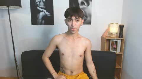 Snapshot of louieismy_name chatting on 01/22/25, 11:23 ignot ursh online show from 01/22/25, 11:23