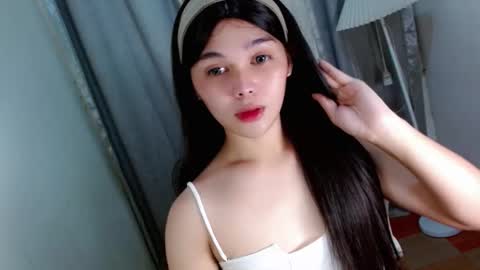 louilalicious online show from 11/02/25, 01:24