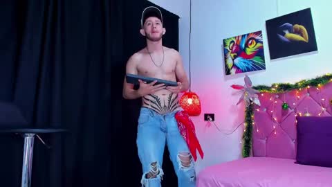 OF louis bcasta1 online show from 12/19/24, 11:07
