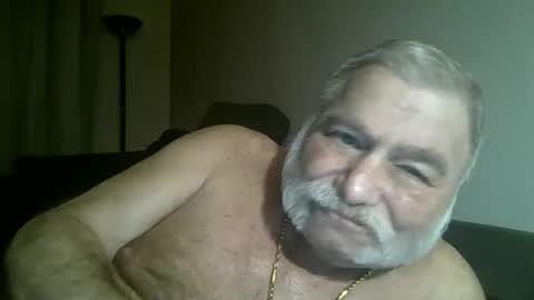 louis_chokdee online show from 12/15/24, 04:15