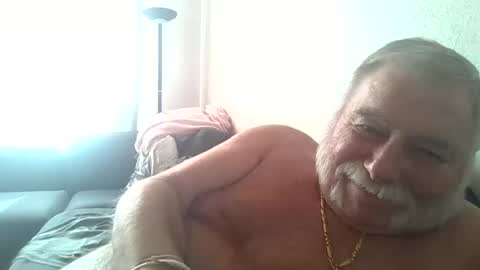 louis_chokdee online show from 09/12/25, 03:23