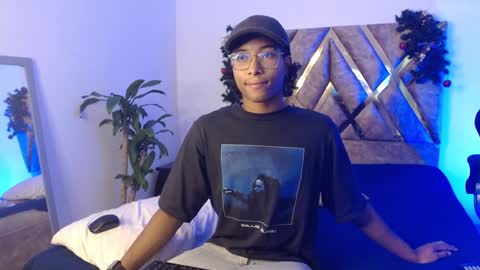 Louis Valdz online show from 12/29/24, 01:49