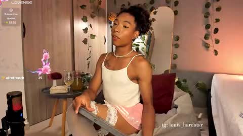 Louis Valdz online show from 09/11/25, 02:22