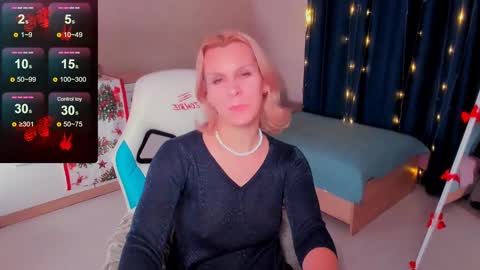 Snapshot of louisa_bay chatting on 01/09/25, 07:08 Louisa online show from 01/09/25, 07:08