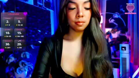 Louisa online show from 06/06/26, 03:22