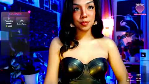 Louisa online show from 06/24/26, 03:16