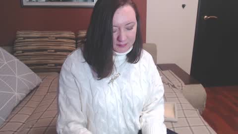 Louise Love online show from 12/12/24, 08:43