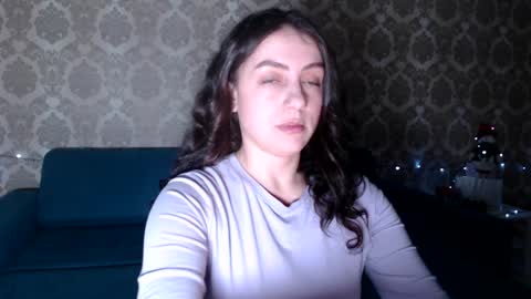 Louise online show from 12/28/24, 10:25