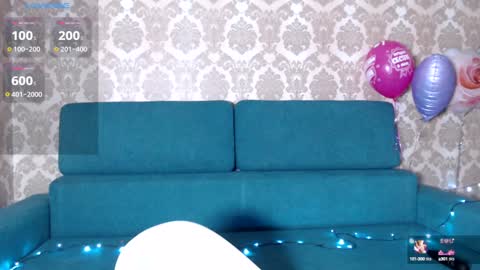 Louise online show from 02/02/25, 04:48