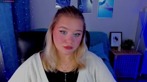 Loise online show from 10/21/25, 10:49