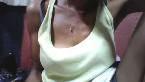 lovaelisa online show from 10/15/25, 06:46