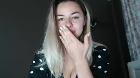 Snapshot of love_dom_meg chatting on 11/01/25, 07:10 Megane online show from 11/01/25, 07:10