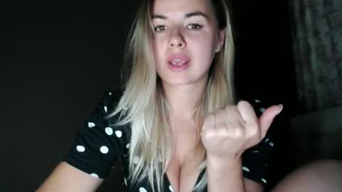 Snapshot of love_dom_meg chatting on 11/01/25, 09:50 Megane online show from 11/01/25, 09:50